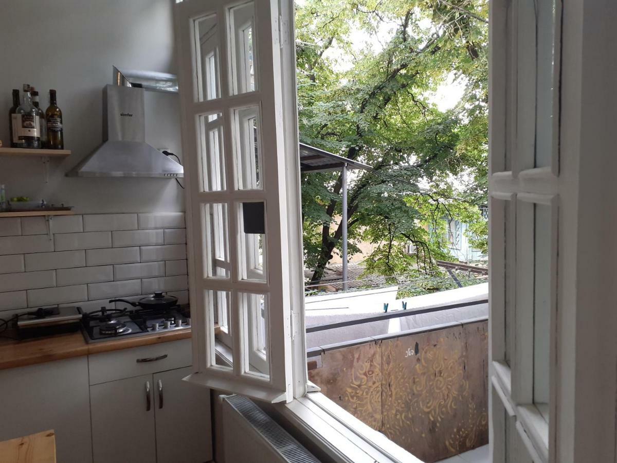 Woodmood Hostel Tbilisi ภายนอก รูปภาพ